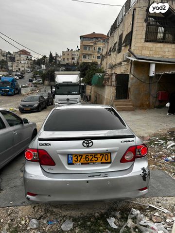 טויוטה קורולה