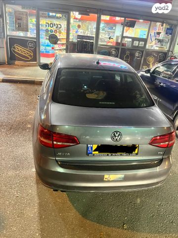 מודעת רכב פולקסווגן ג'טה 