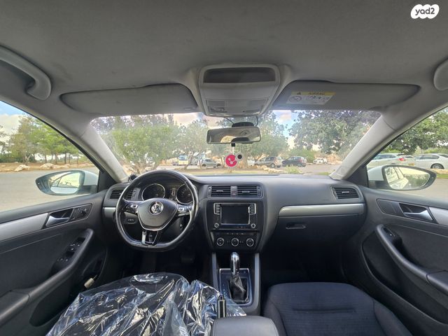 מודעת רכב פולקסווגן ג'טה 