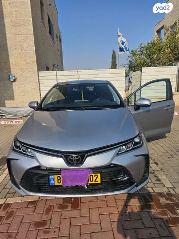 טויוטה קורולה