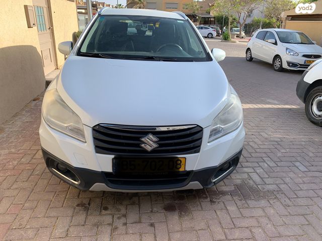 סוזוקי קרוסאובר