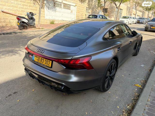 אאודי E-tron GT