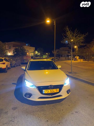 מודעת רכב מאזדה 3
