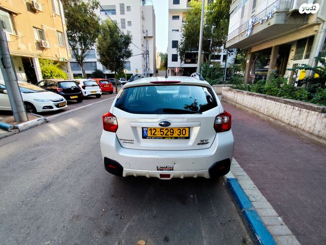 מודעת רכב סובארו XV
