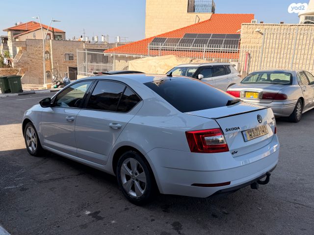 סקודה אוקטביה 