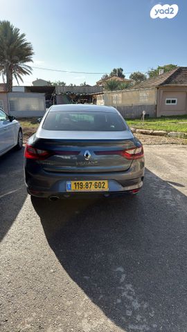 רנו מגאן