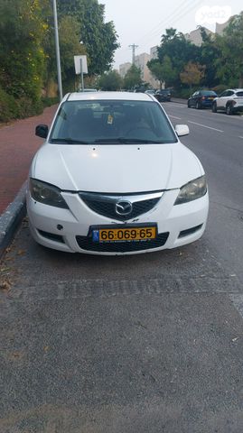 מאזדה 3