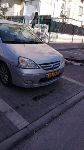 סוזוקי ליאנה