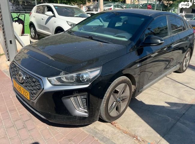 יונדאי איוניק