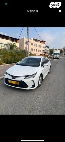 טויוטה קורולה