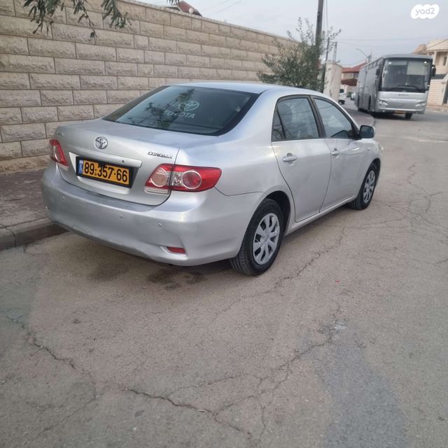 מודעת רכב טויוטה קורולה