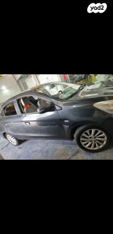 מיצובישי אטראז'