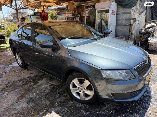 סקודה אוקטביה