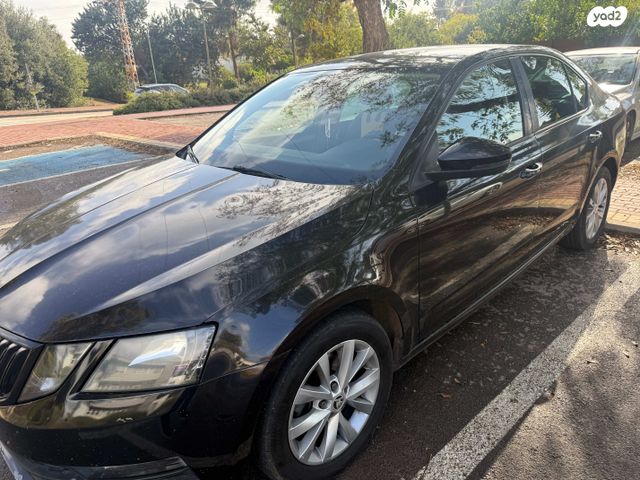 סקודה אוקטביה