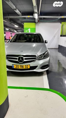 מודעת רכב מרצדס-בנץ E-class