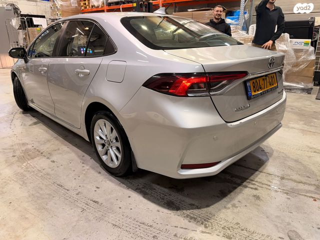 טויוטה קורולה