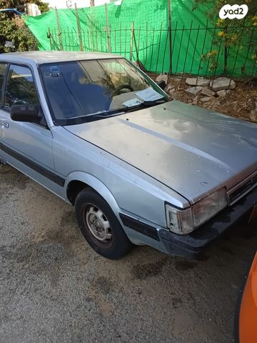 סובארו לאונה