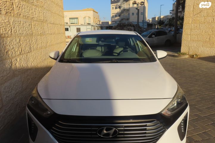 מודעת רכב יונדאי איוניק