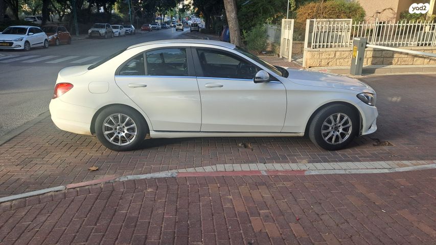 מרצדס-בנץ C-class