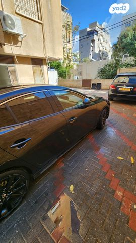 מודעת רכב מאזדה 3