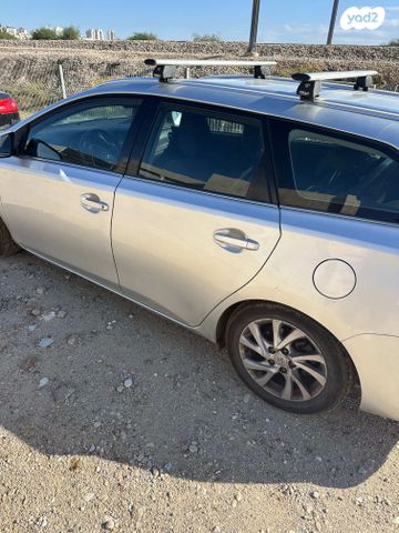 טויוטה אוריס