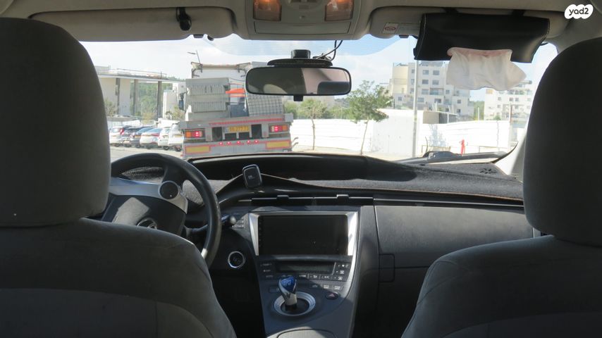 טויוטה פריוס