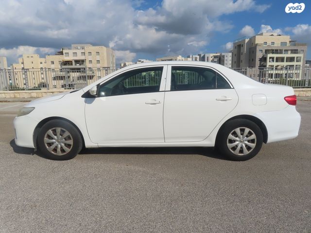 מודעת רכב טויוטה קורולה