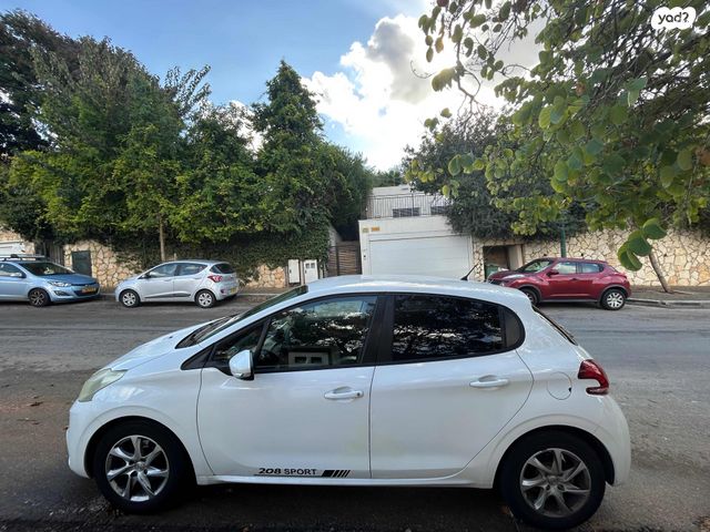 מודעת רכב פיג'ו 208