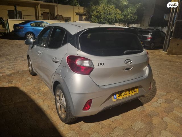 יונדאי i10
