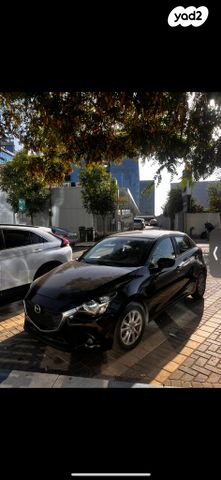 מודעת רכב מאזדה 2