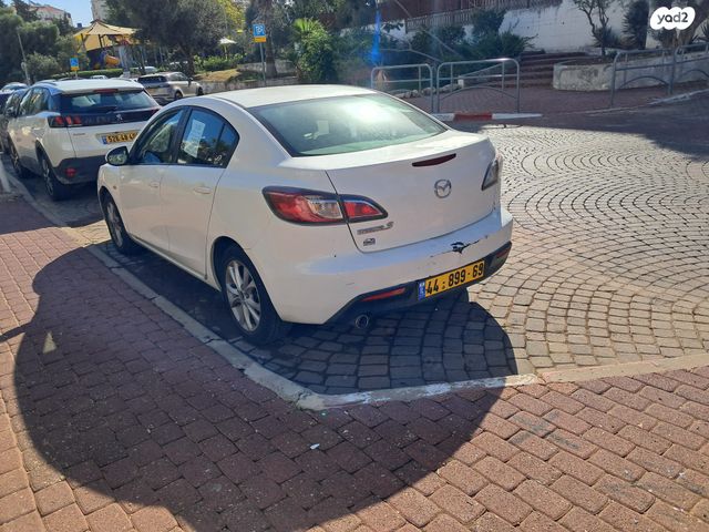 מאזדה 3