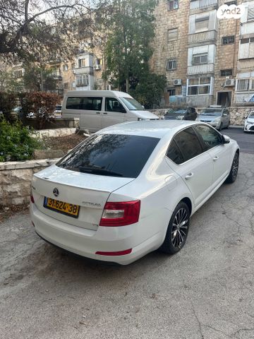 סקודה אוקטביה