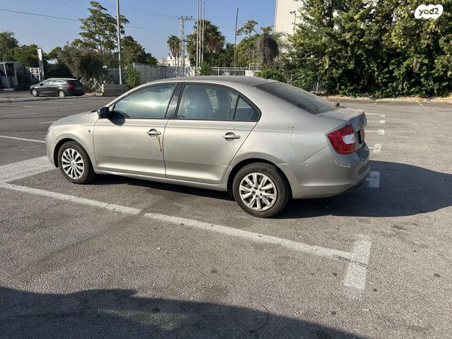 סקודה ראפיד