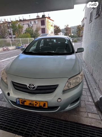 טויוטה קורולה