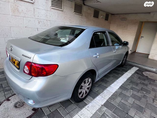 טויוטה קורולה