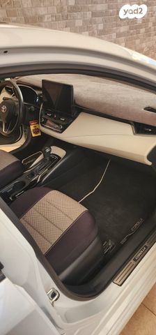 מודעת רכב טויוטה קורולה