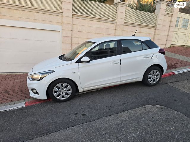 מודעת רכב יונדאי i20