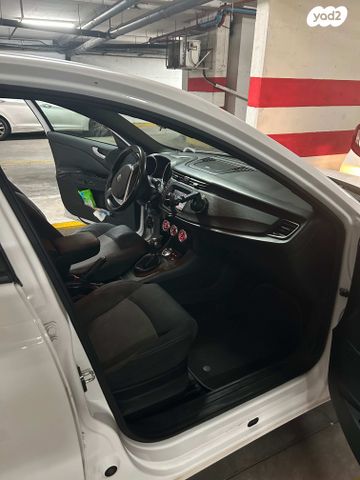 אלפא רומיאו ג'ולייטה