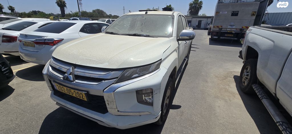 מודעת רכב מיצובישי טרייטון / L200