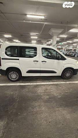 טויוטה פרואייס סיטי