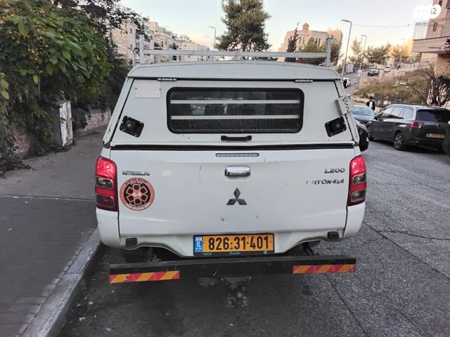 מודעת רכב מיצובישי טרייטון / L200