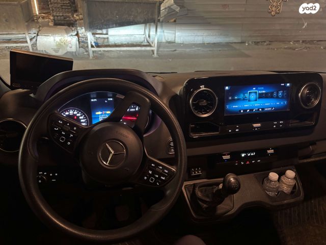 מודעת רכב מרצדס-בנץ ספרינטר