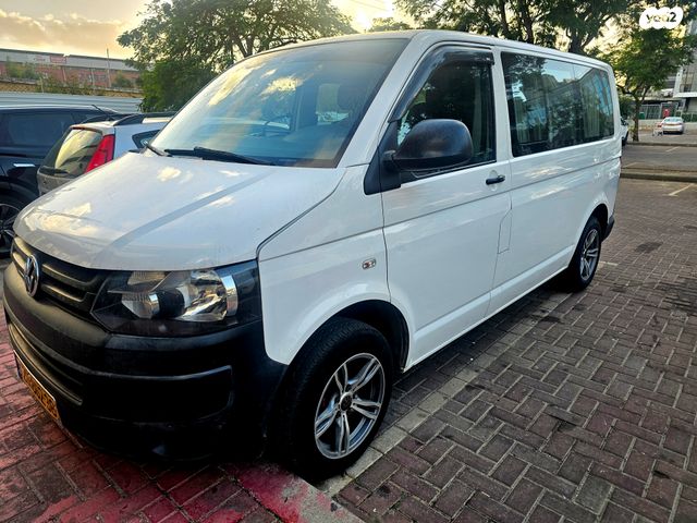 מודעת רכב פולקסווגן טרנספורטר