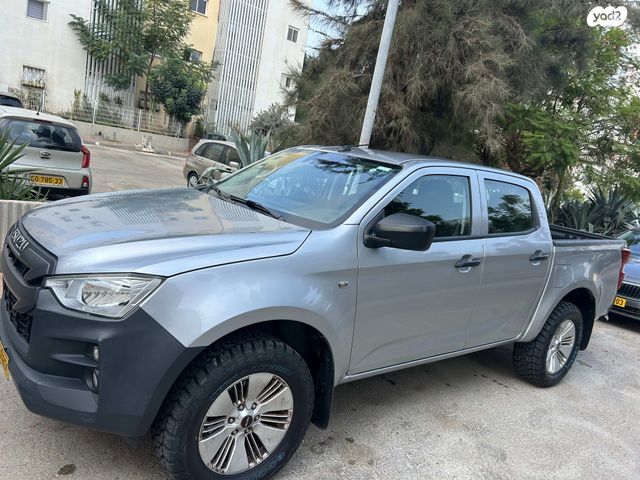 מודעת רכב איסוזו די-מקס