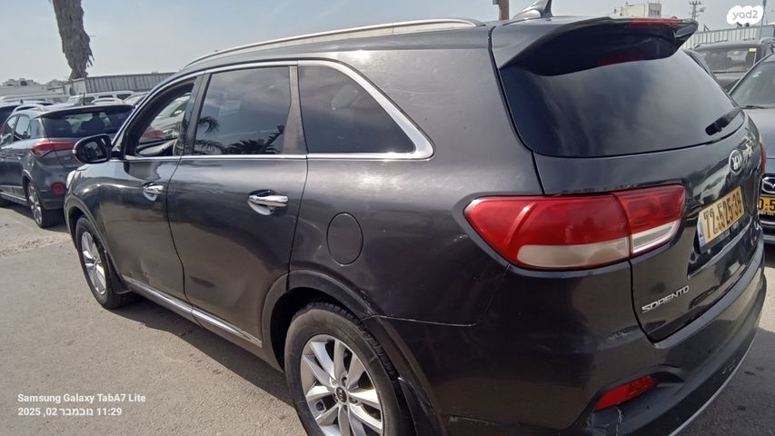 מודעת רכב קיה סורנטו 2