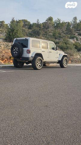 מודעת רכב ג'יפ רנגלר