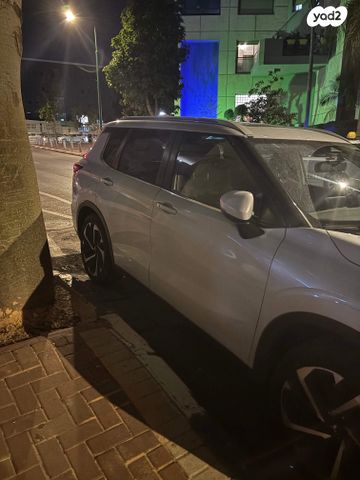 מיצובישי אאוטלנדר