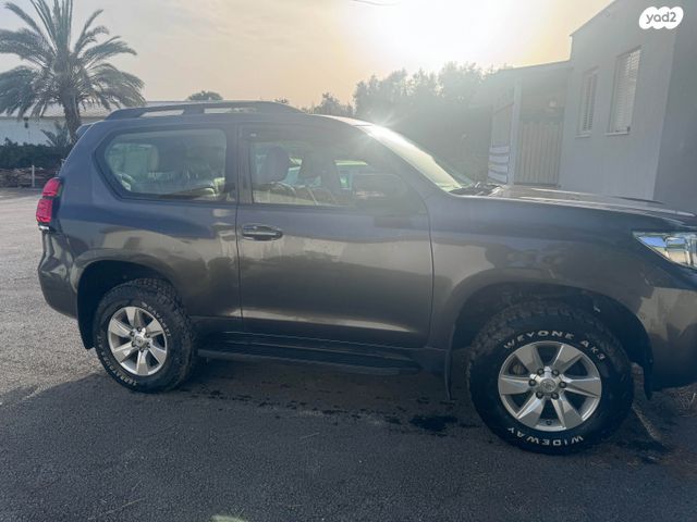 מודעת רכב טויוטה לנד קרוזר