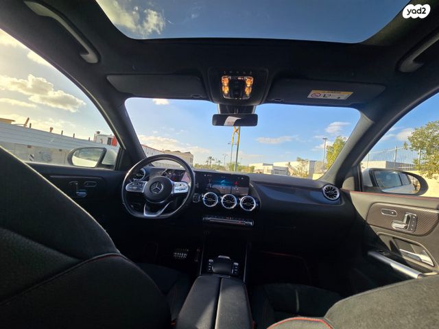 מרצדס-בנץ GLA