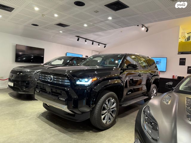 מודעת רכב טויוטה פור-ראנר